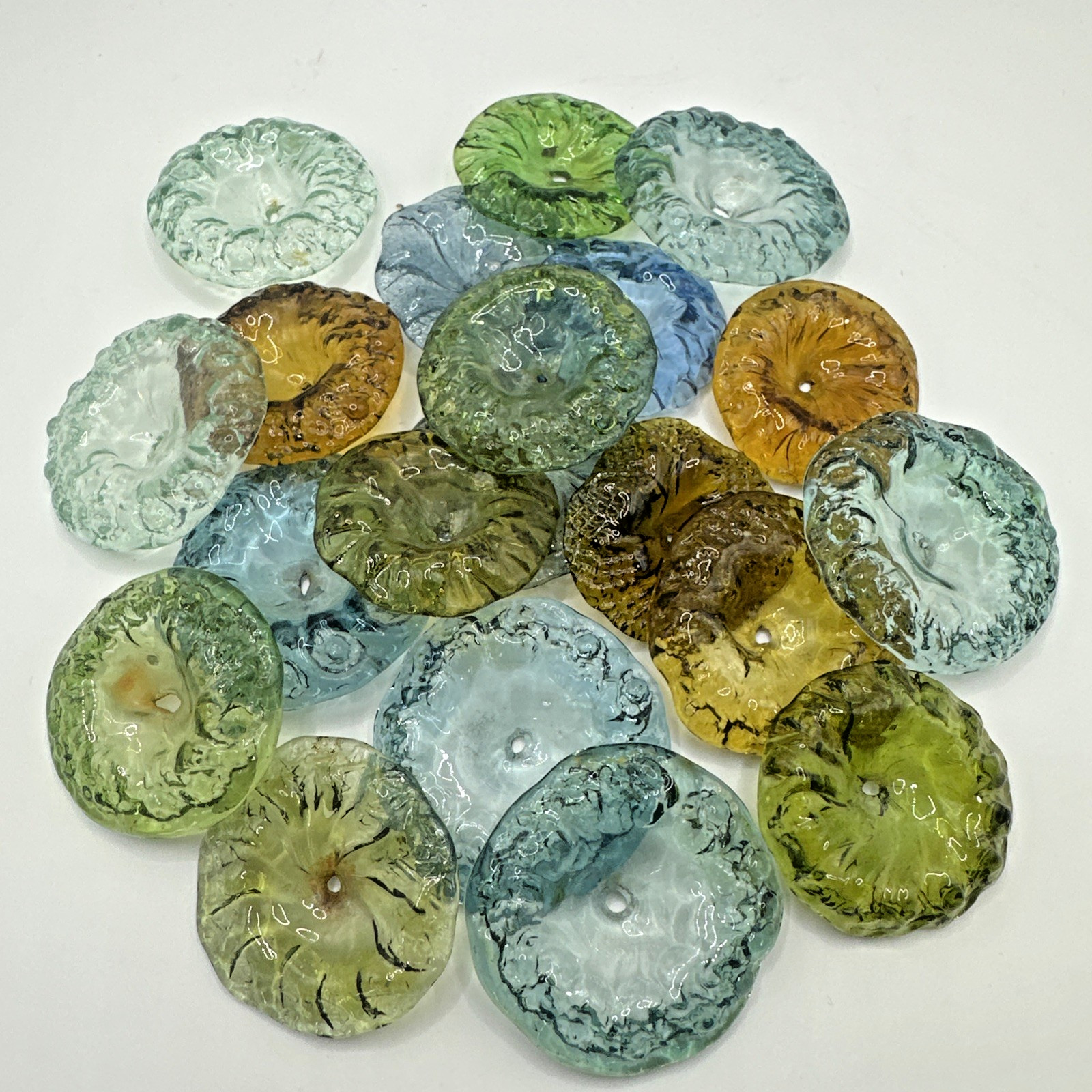 Lot of 20 Antique Mix Color Hand-Blown Rosettes Crystal Chandelier Lamp Parts 2″