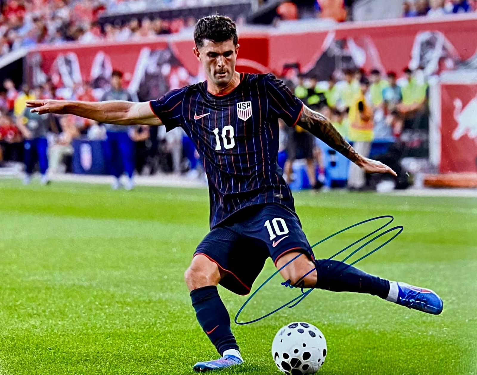 Christian Pulisic USA Soccer AC Milan Star Autographed 11×14 Photo Signed (#13)