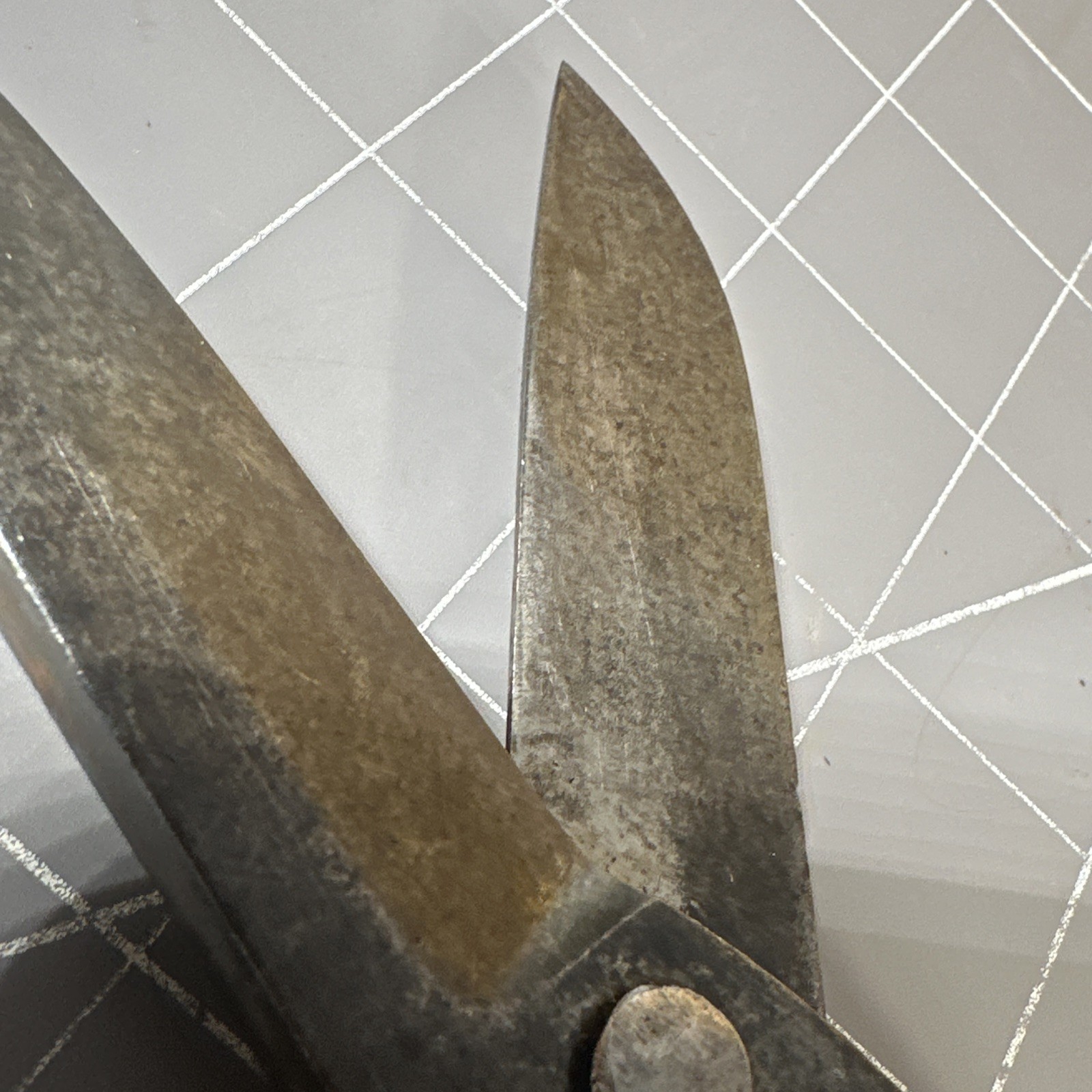 Vintage 1940s J W Ward Gilbow No 70 No Nip 9″ Tin Snips Tinmans Snips Sheffield
