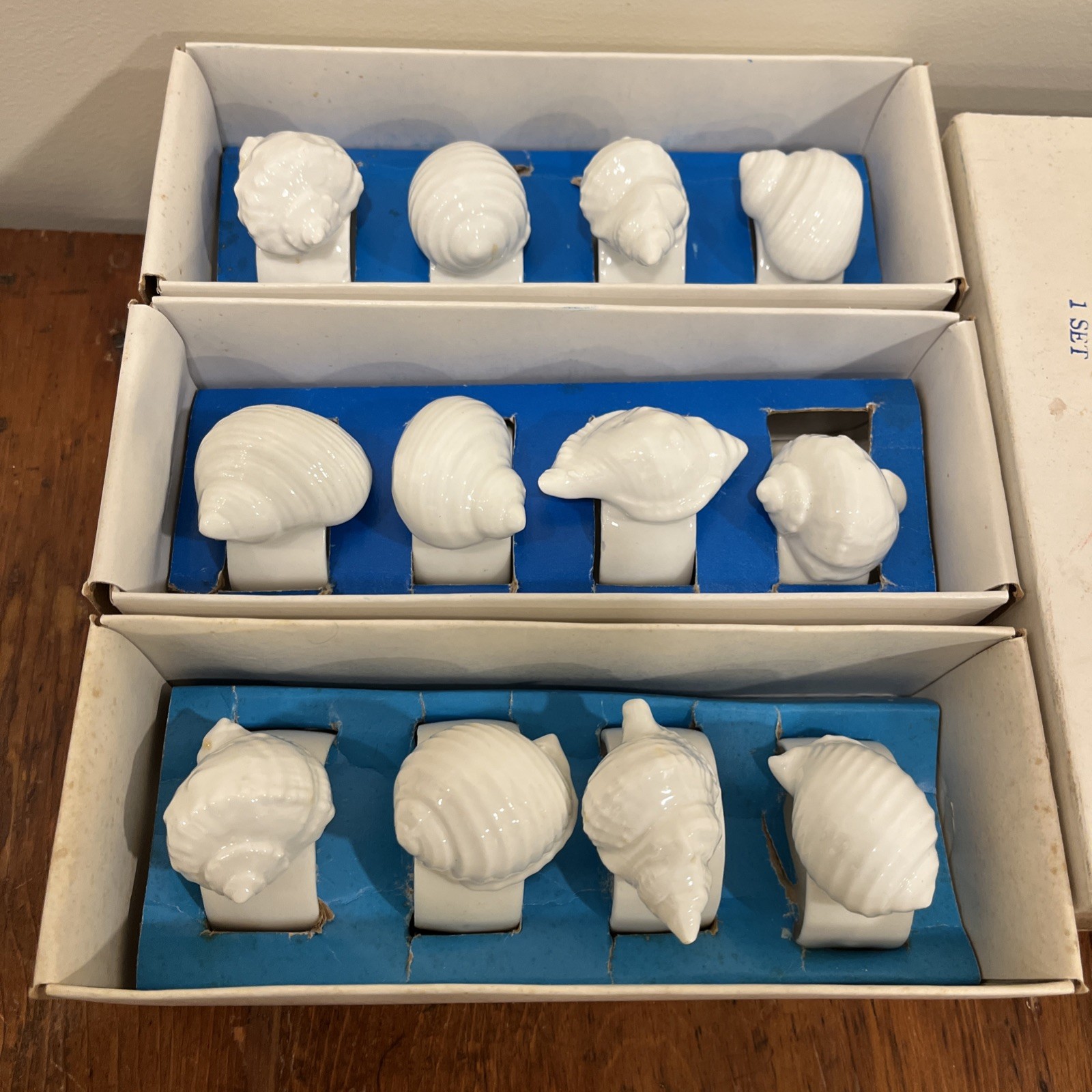 Knobler White Sea Shell Napkin Rings Genuine Bone China Set Of 12In Original Box
