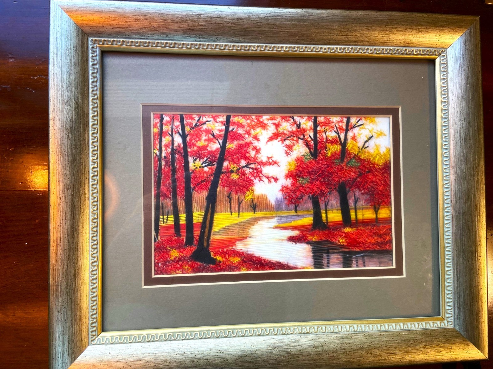 Vintage Red Forest 12” Handmade Chinese Silk Embroidery „Sushiu King’s“ Art