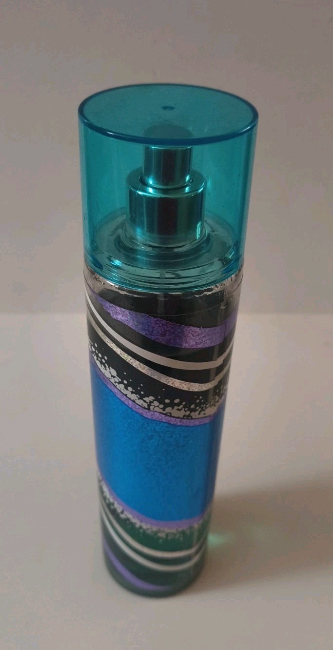 Bath & Body Works Jingle All The Way Fine Fragrance Mist Body Spray 8 oz 90%