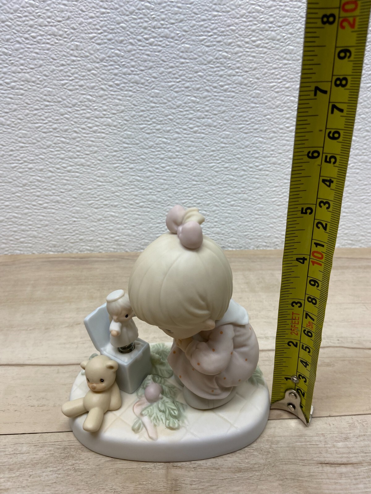 Vtg 1994 Enesco Precious Moments Just Poppin` In To say Halo Porcelain Figurine