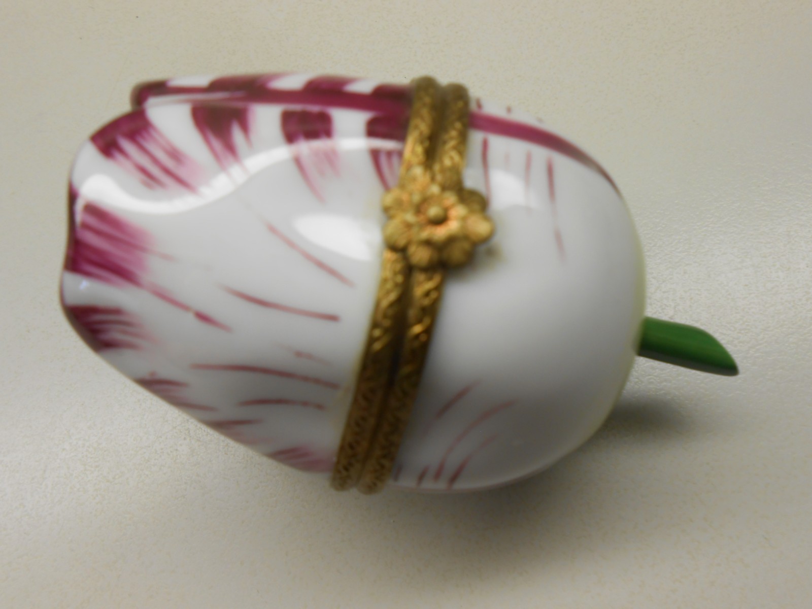 Authentic Vintage Limoges Box – France – Tulip Flower – Rochard Co. – Beautiful!
