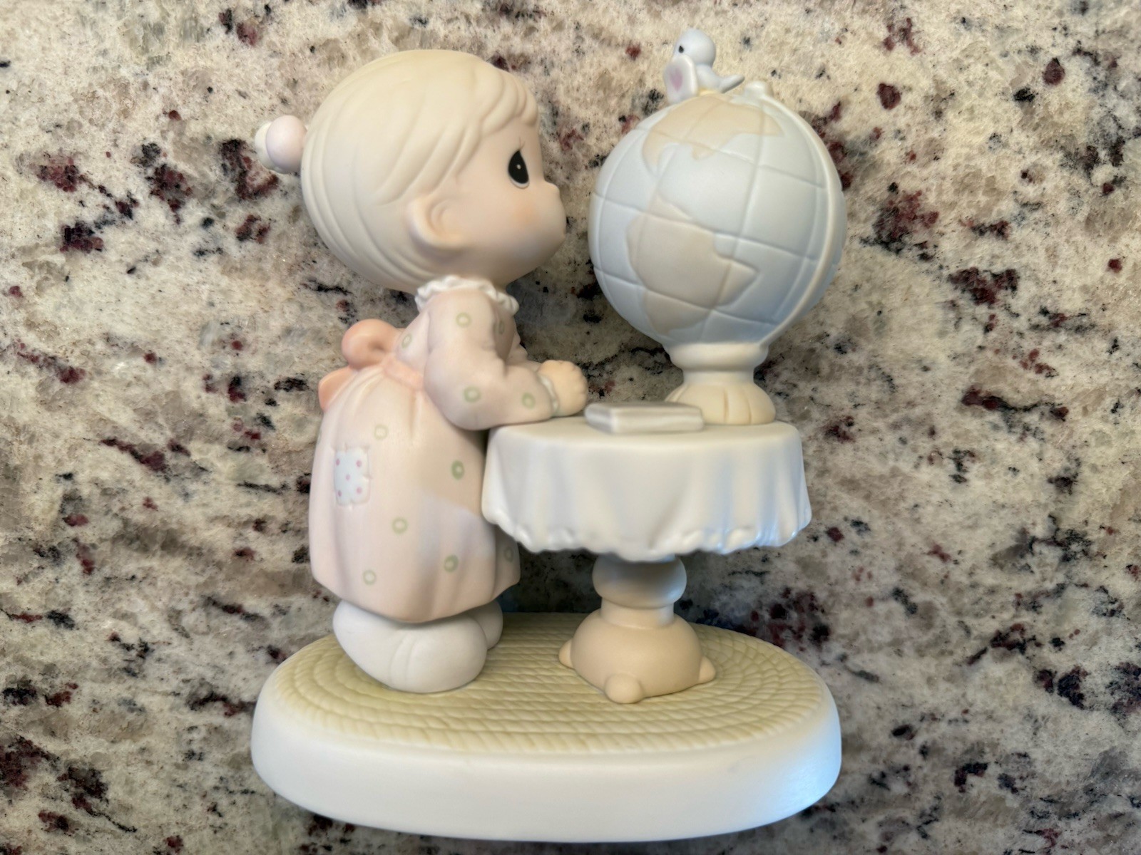 Precious Moments What The World Needs Now Samuel Butcher Figurine 524352 No Box