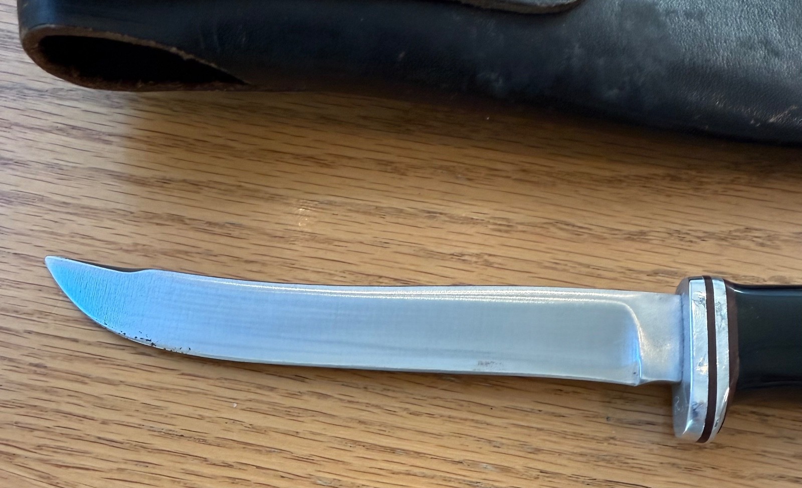 BUCK EARLY 2 LINE INVERTED NO PATTERN # 105 PATHFINDER KNIFE USED MRT
