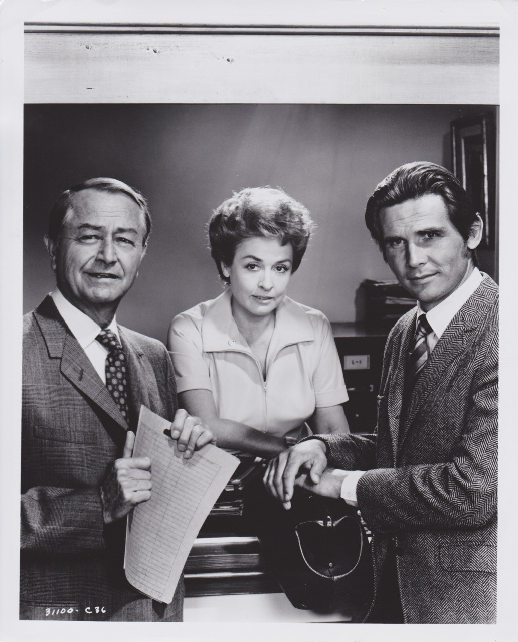 Vintage Press Photograh – „MARCUS WELBY“ – ROBERT YOUNG, JAMES BROLIN ….