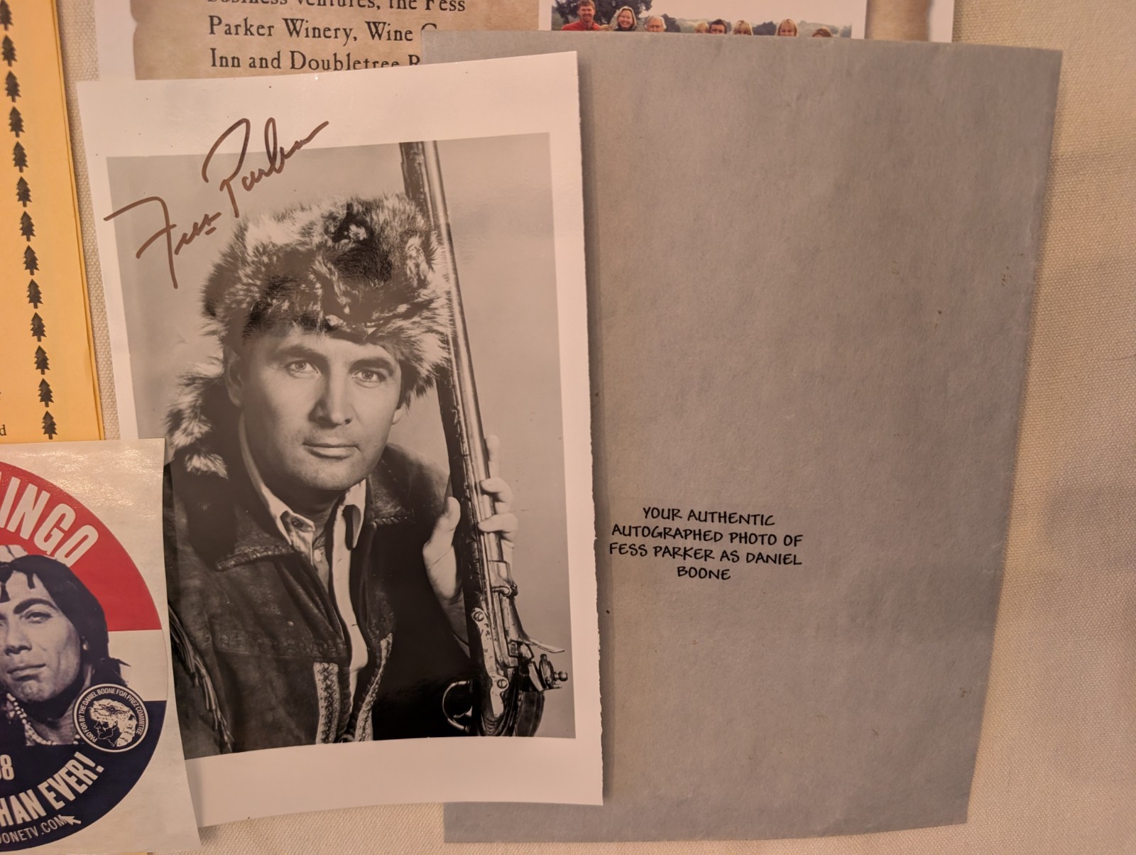 Barzso Fess Parker Daniel Boone Playset Original Paperwork And Signed Photograh