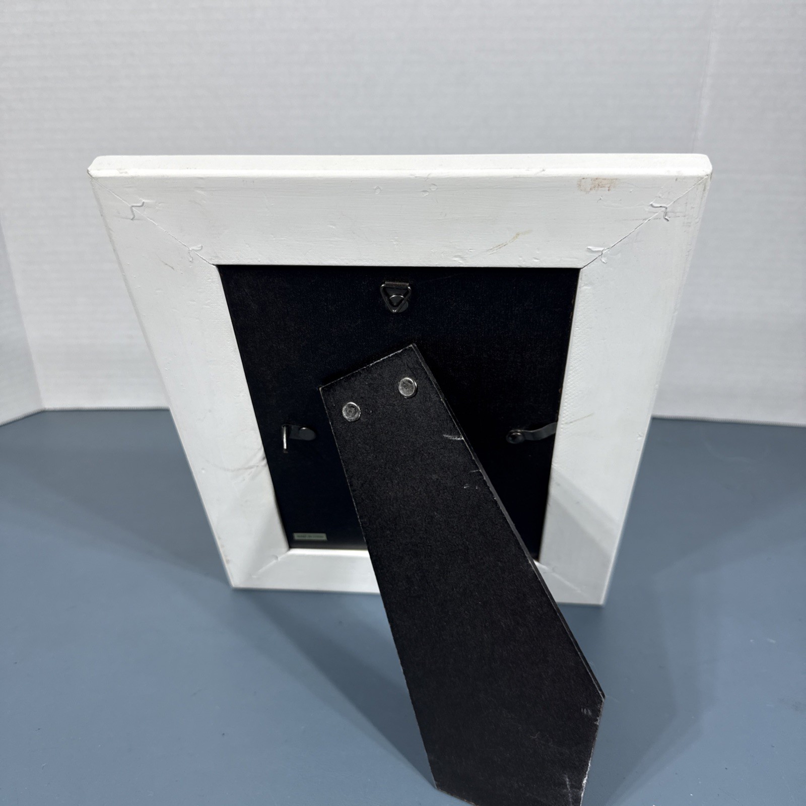 White 7.5X 9.5 Frame Holds 4X6″ Photo