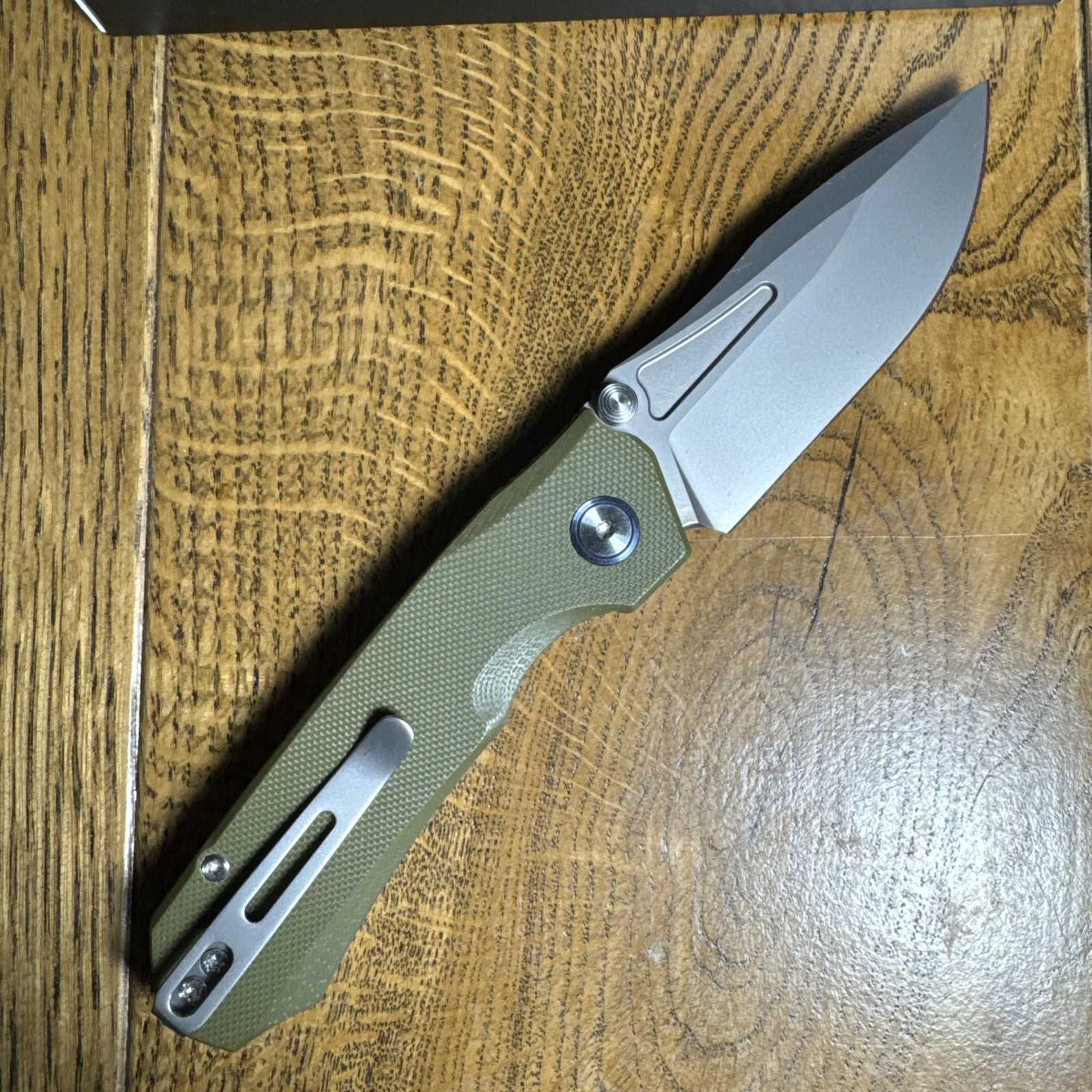 NEW REMETTE Rhino OD Green. G10 Scales. D2 Steel. Button Lock, Thumb Stud