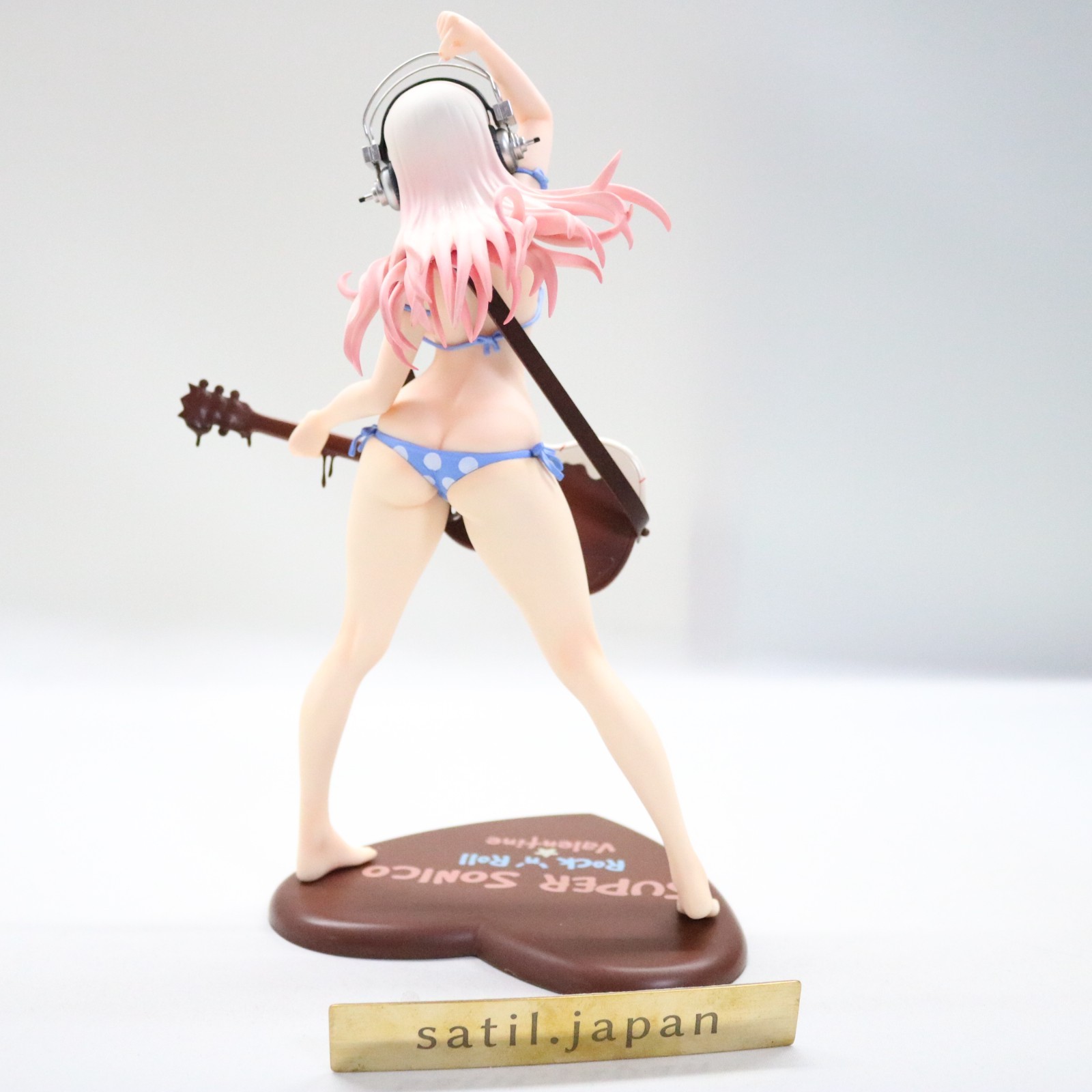[NO BOX] Wing Super Sonico Rock ’n‘ Roll Valentine Ver. 1/6 Figure [Japan]