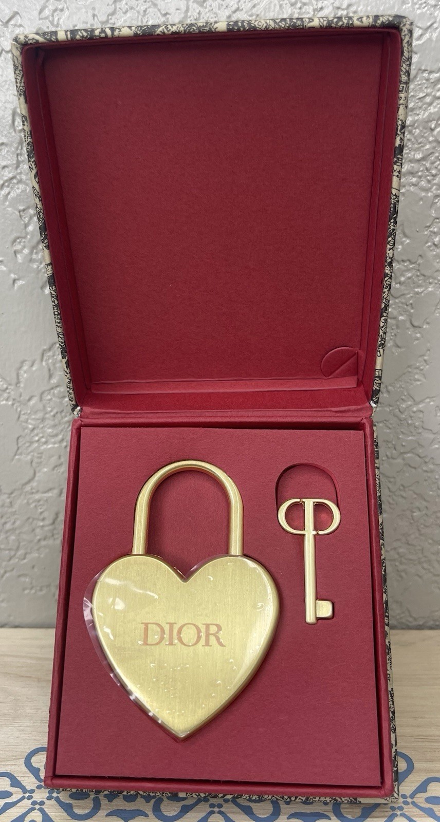 Love Gold Heart Lock & Key Brand Novelty Limited Edition With New Box