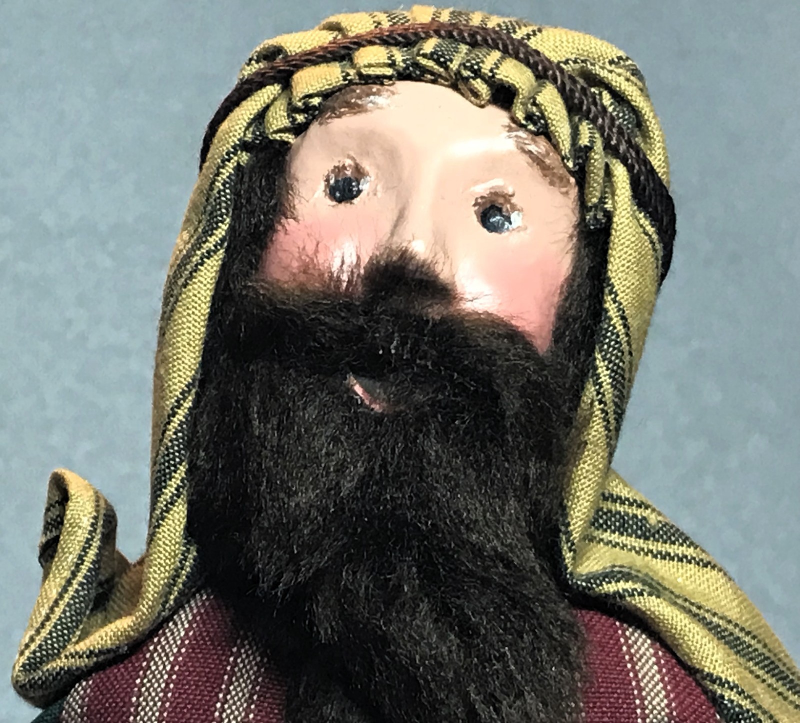 BYERS CHOICE NATIVITY SERIES SHEPERD MAN WITH TAG CHIP ON BASE SEE PICS