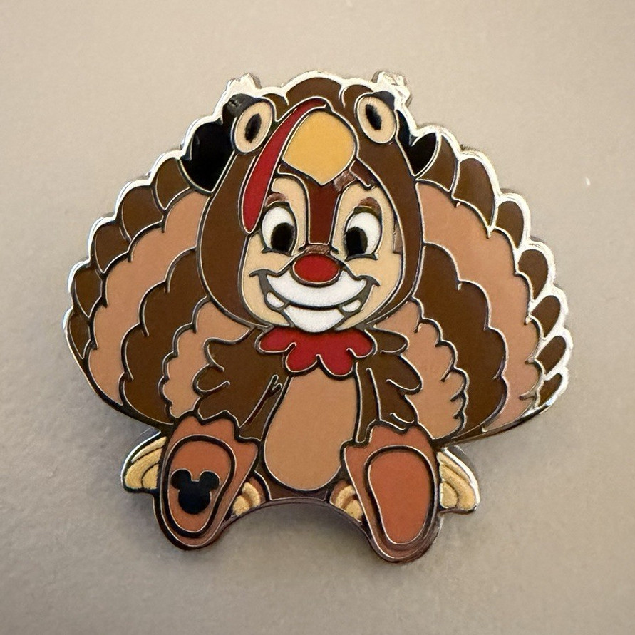 DLR Hidden Disney Series 2026 Wave A: Thanksgiving – Dale as Turkey
