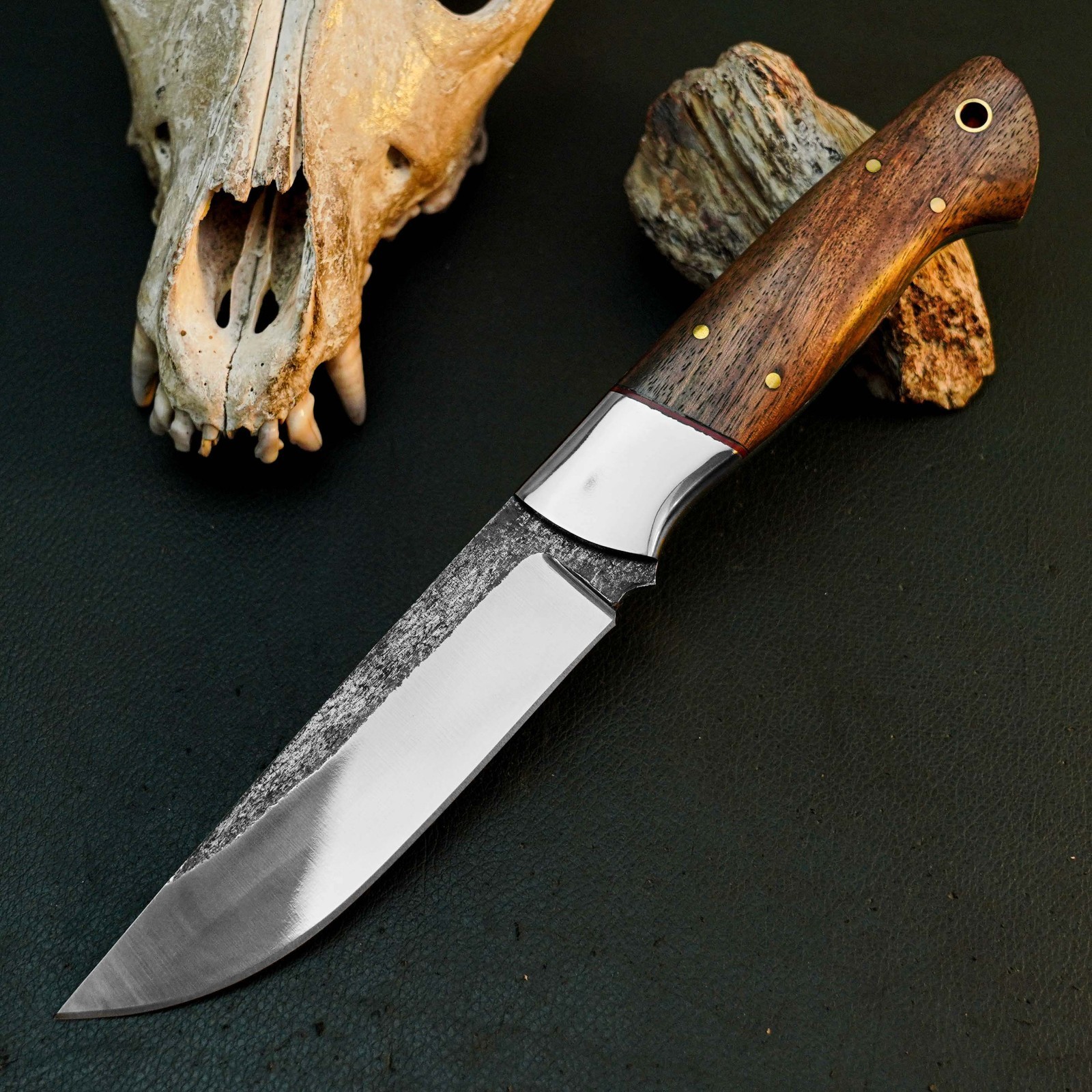 9.1 “ D2 Skinning Hunting Knife Handmade Full Tang Wood Handle Leather Sheath