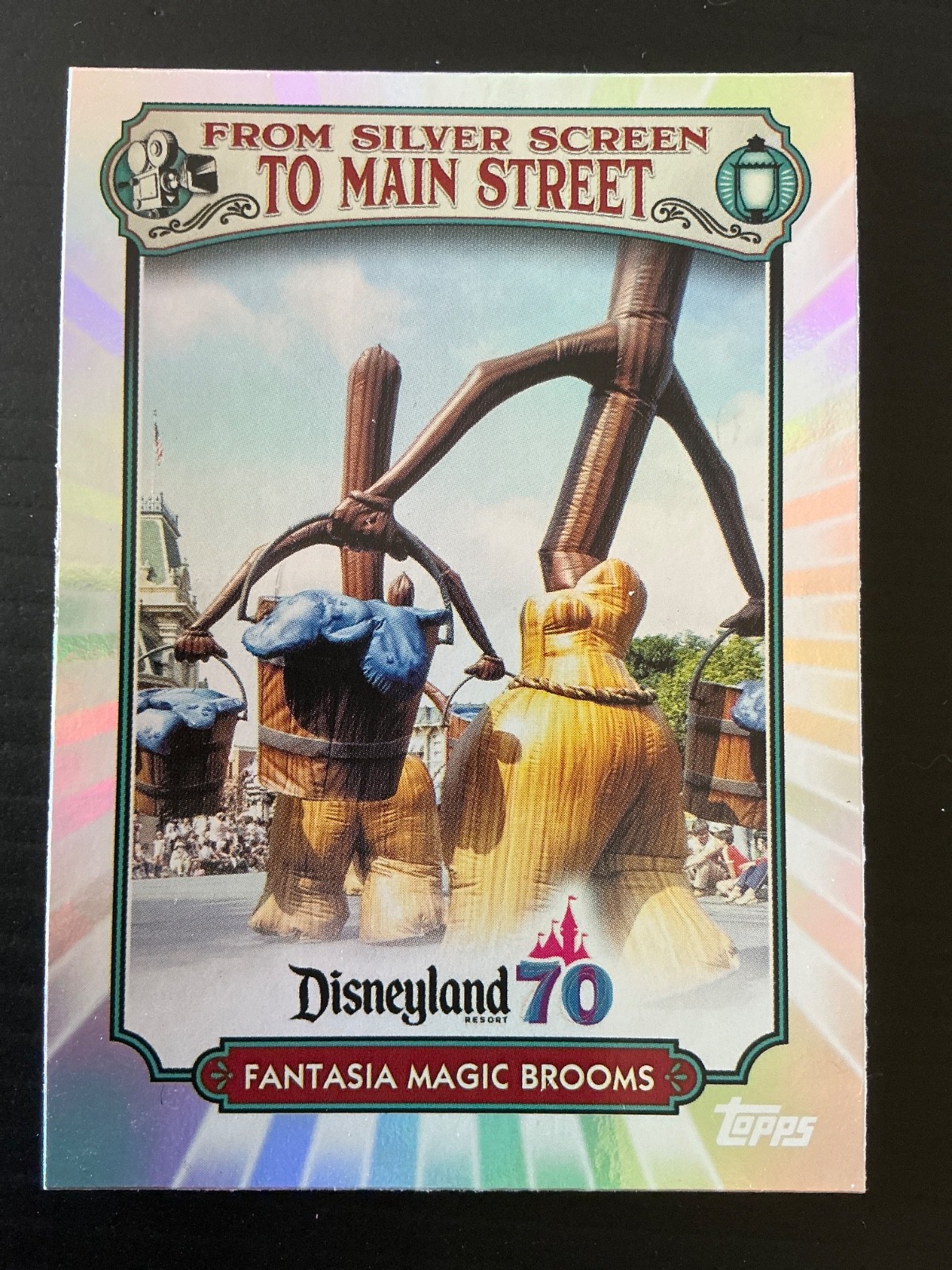 2025 Topps Disneyland 70th Anniversary – From Silver Screen to Main Street Card