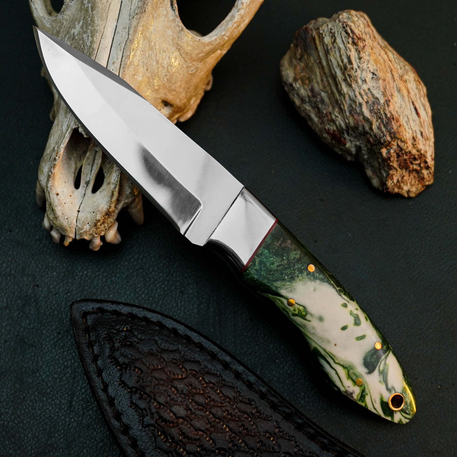 8.1″ D2 EDC Hunting Fixed Blade Knife Full Tang Resin Handle Leather Sheath