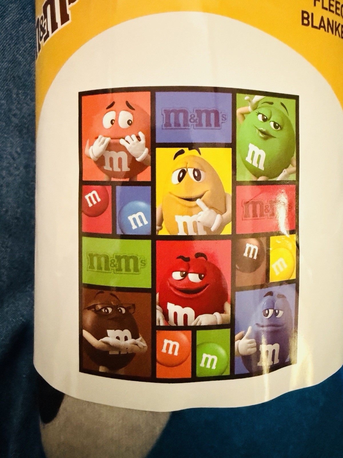 M&M World 100% Polyester Fleece Blanket 50″x60″ Multi-color M&M Characters NEW