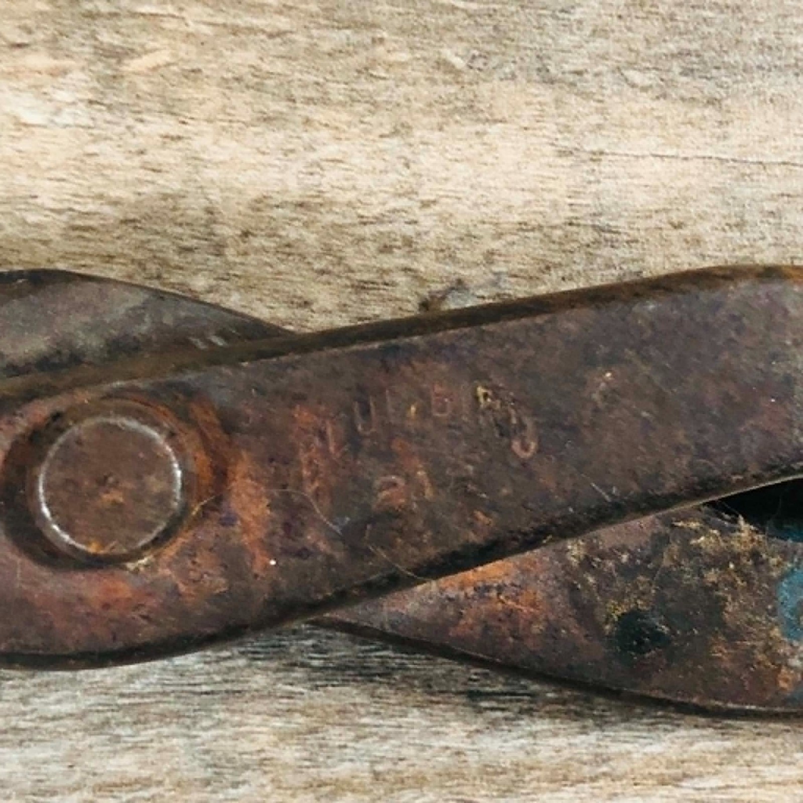 VTG Antiq Blue Bird 212 Tin Snips Forged USA Sheet Metal Cutter Shears Decor