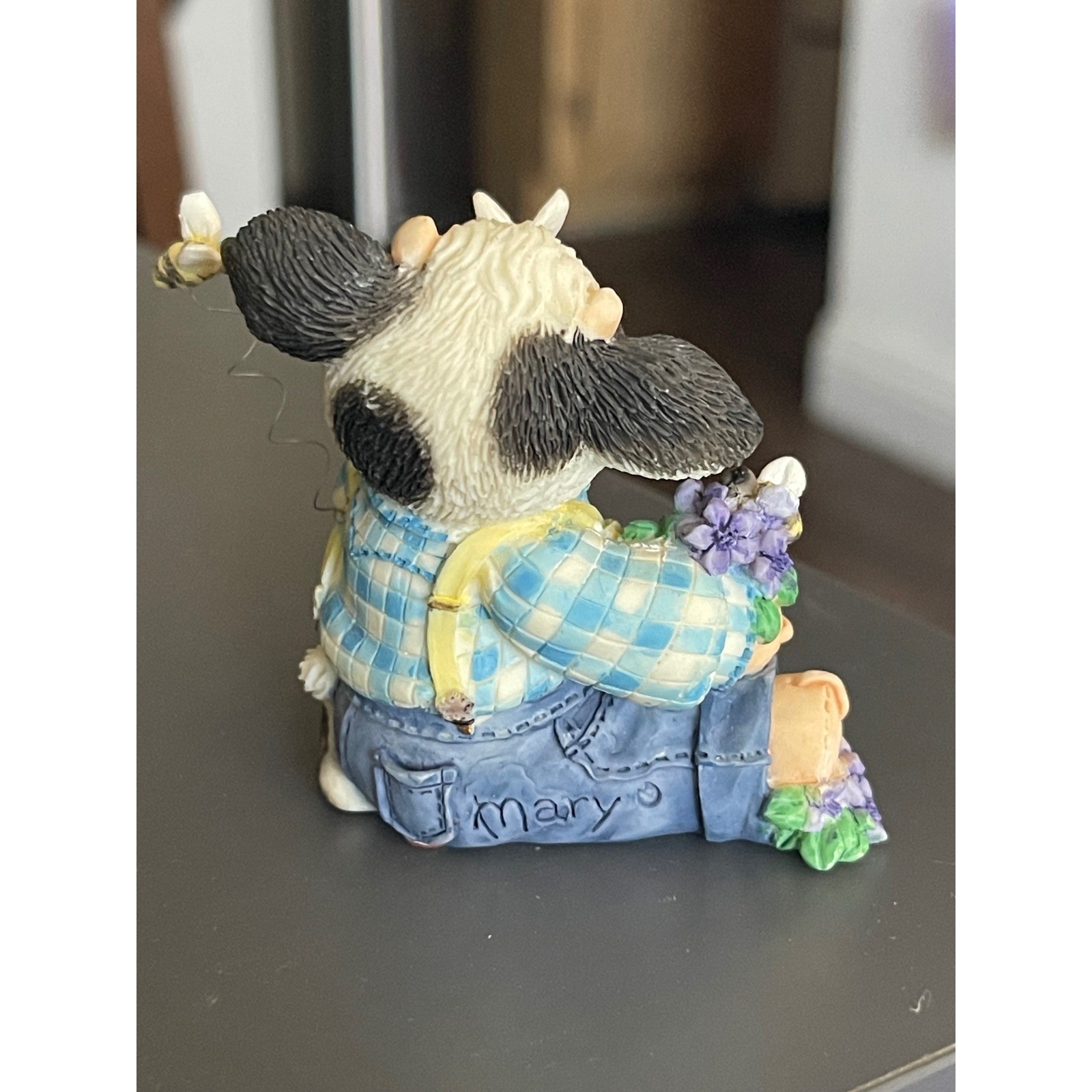Mary Moo Moos All A-Buzz Over You Cow Figurine Enesco 1995 Mary Rhyner 159557