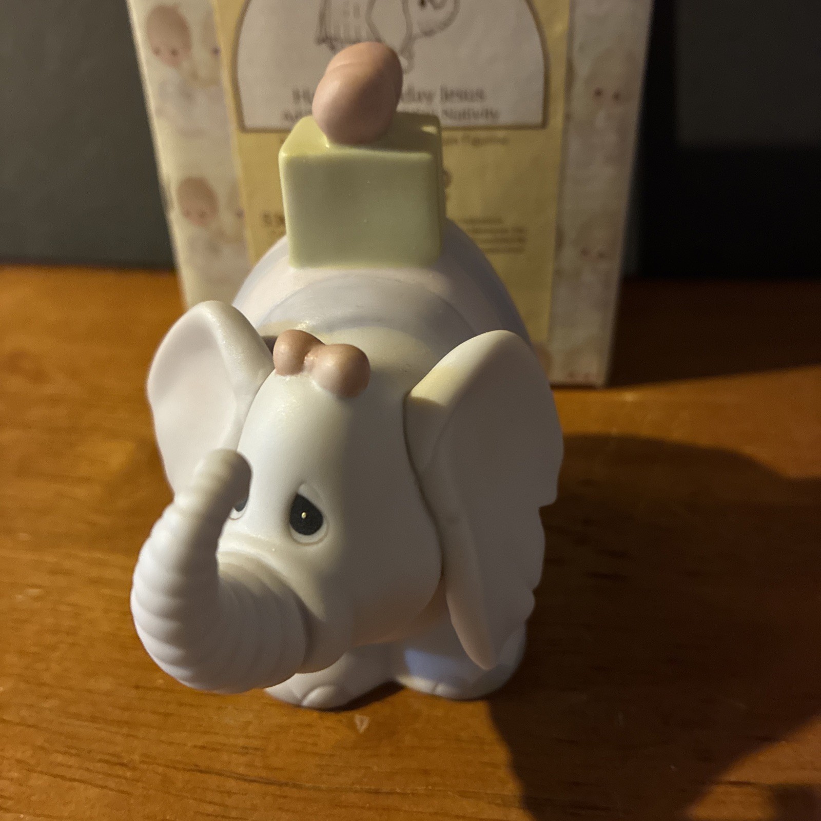 Precious Moments Figurine „Happy Birthday Jesus“ Addition Mini Nativity #530492