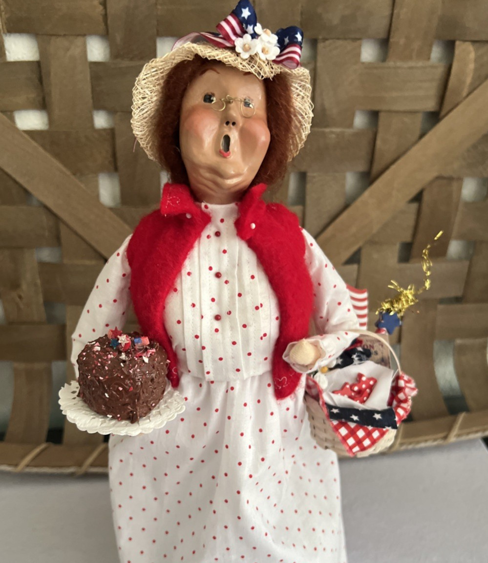 Byers Choice 4th Of July Woman w/Picnic Basket Cake Sparkler & Sign, Redressed