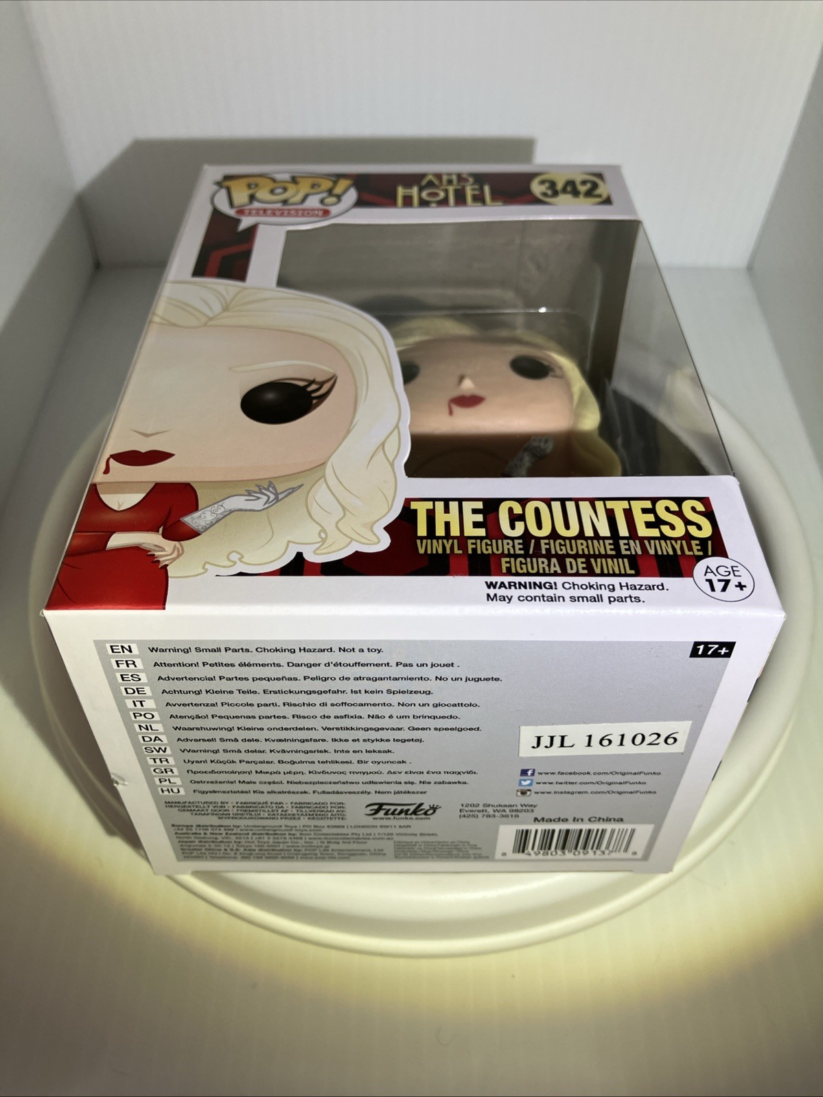 VAULTED NIB Funko POP TV-American Horror Story AHS-The Countess #342 w/Protector