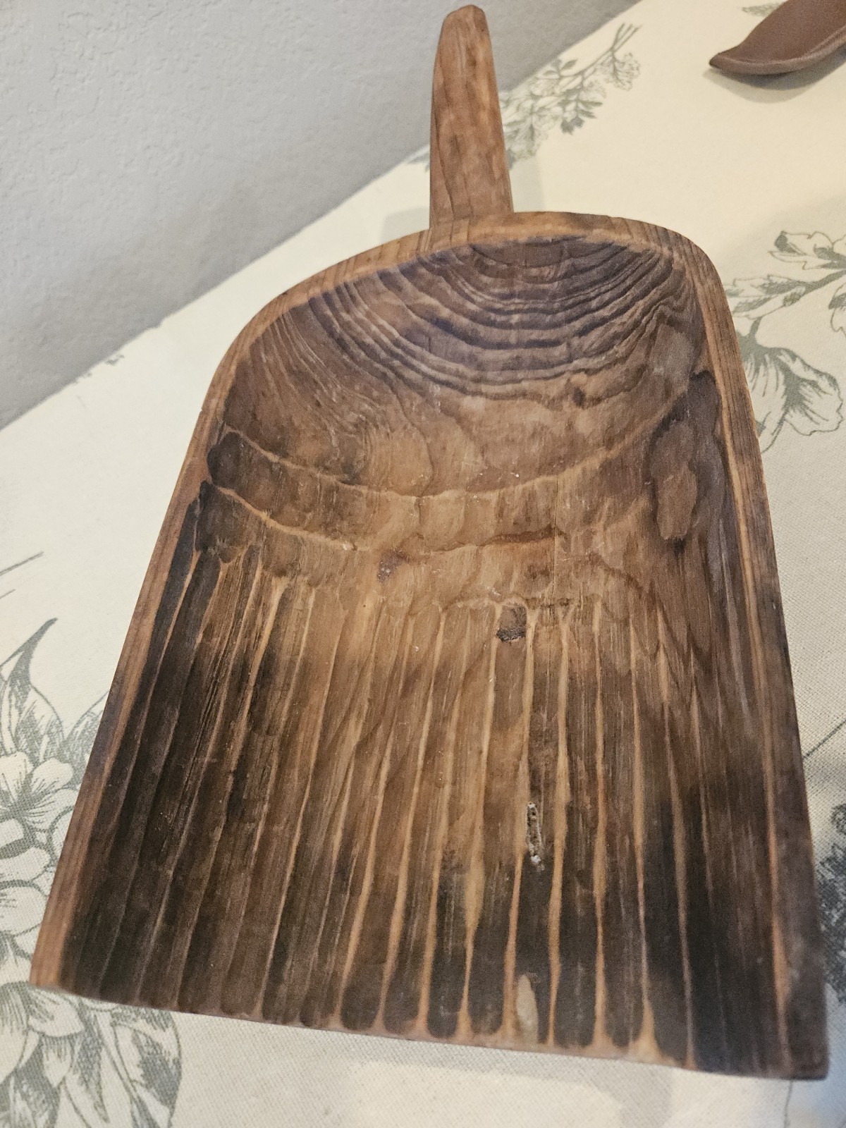 Antique Primitive Wioden Hand Carved Grain Scoop Rustic Farmhouse Decor Vintage