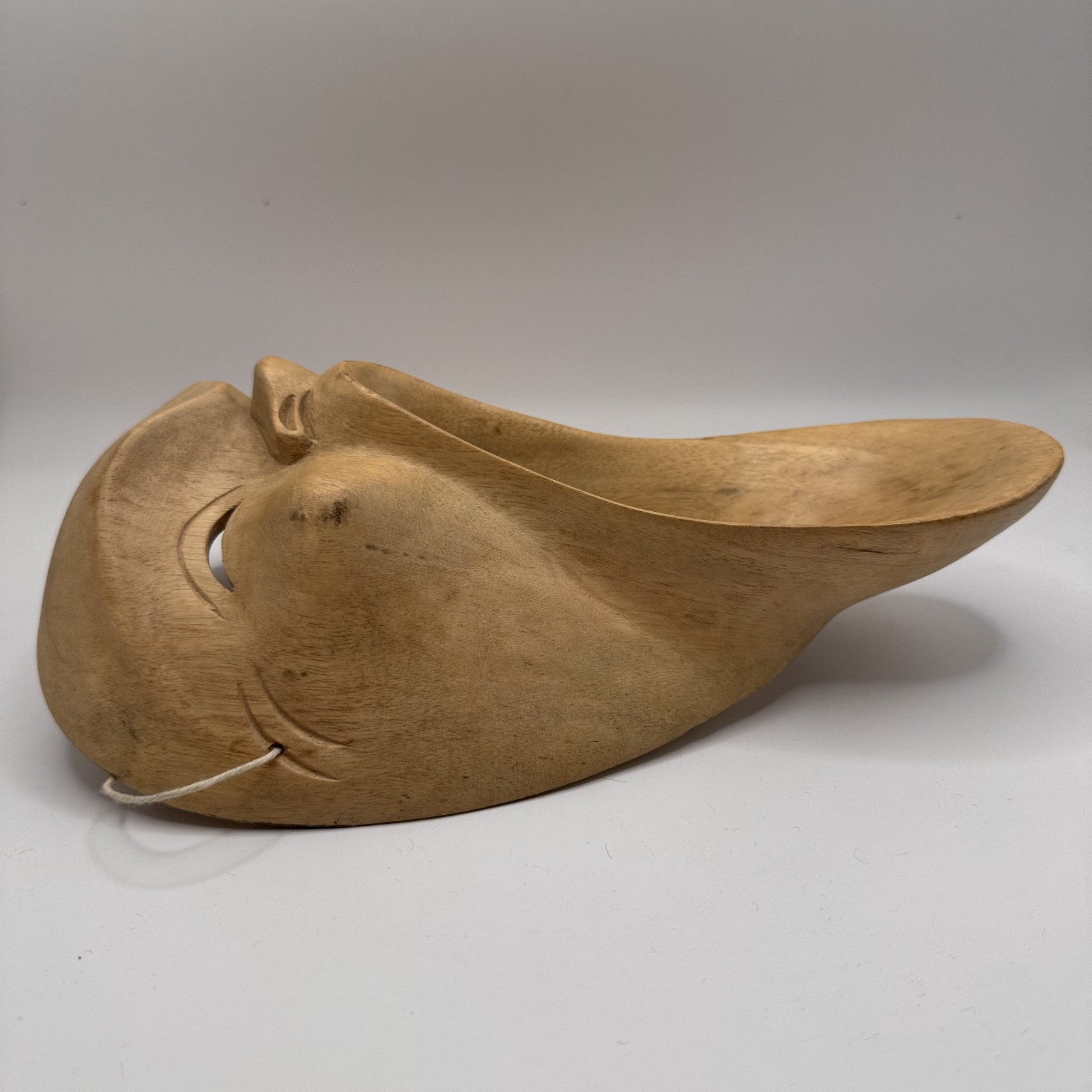 Screaming Wooden 9.5″ Mask-Made in Indonesia