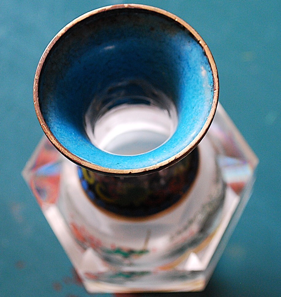 RARE Vtg Chinese REVERSE HAND PAINTED FIGURAL CRYSTAL VASE w Cloisonne Metal