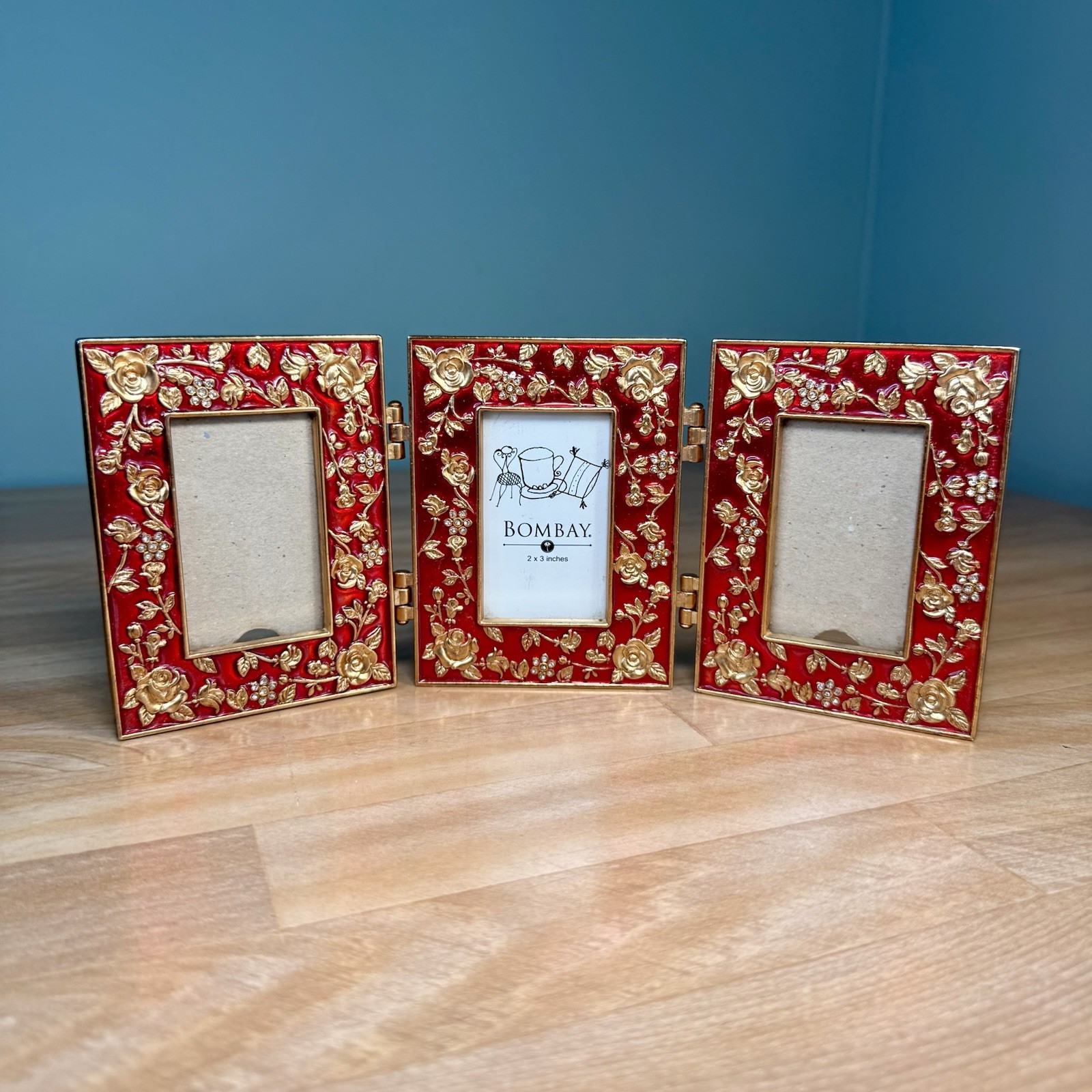 VTG Bombay Co. Floral Enameled Jeweled Red Gold Roses 3 Picture Photo Frame 2×3”