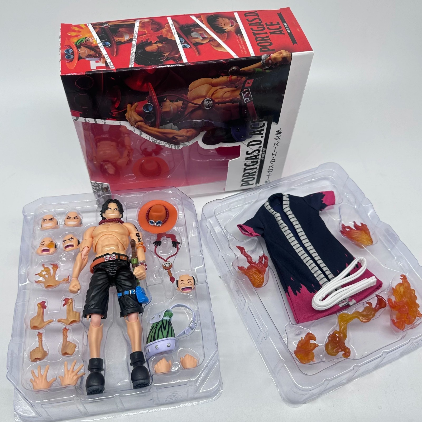 S.H.Figuarts One Piece Portgas D. Ace – Fire Fist – TAMASHII NATIONS Japan New