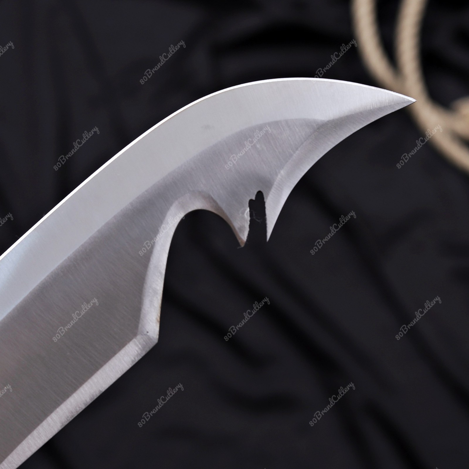 Handmade Predator 2 Greyback Elder Sword Replica: Stainless Steel Cosplay Prop