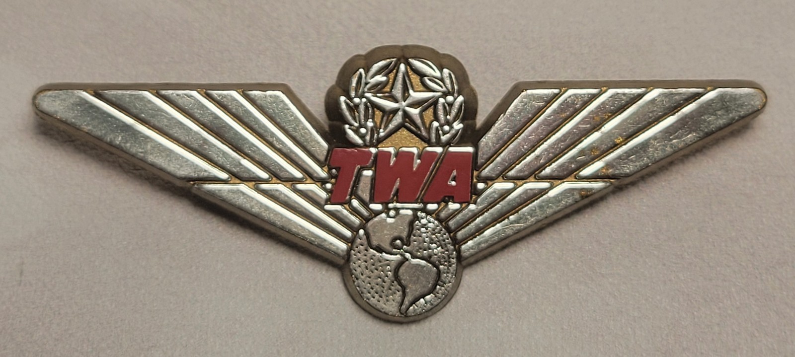 Delta Airlines & TWA Plastic Wing Pins Stoffel Seals Vintage Kids Aviation