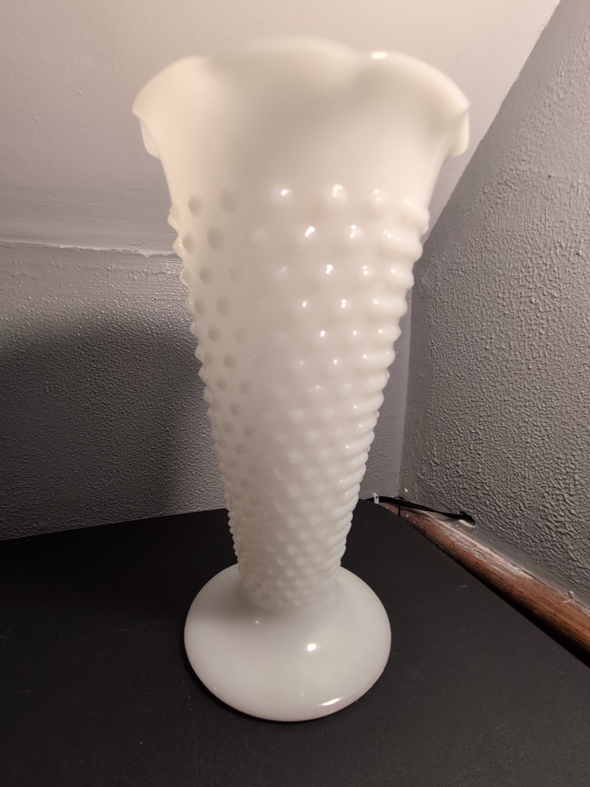 9.5 in Vintage Anchor Hocking Hobnail Milk Glass Trumpet Vase