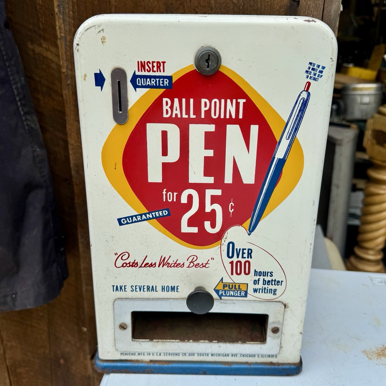 VINTAGE 1950’S BALL POINT PEN COIN OPERATED .25 CENT VENDING MACHINE