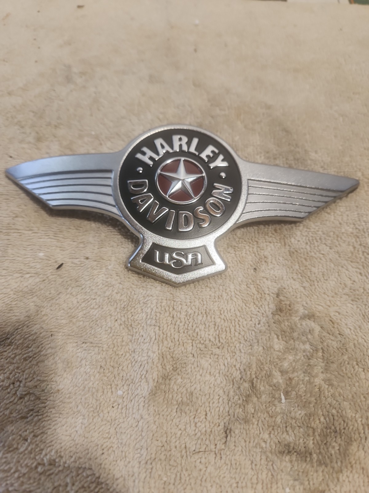 Genuine Harley-Davidson Fat Boy Red Star Wing Gas/Fuel Tank Emblem Left Side