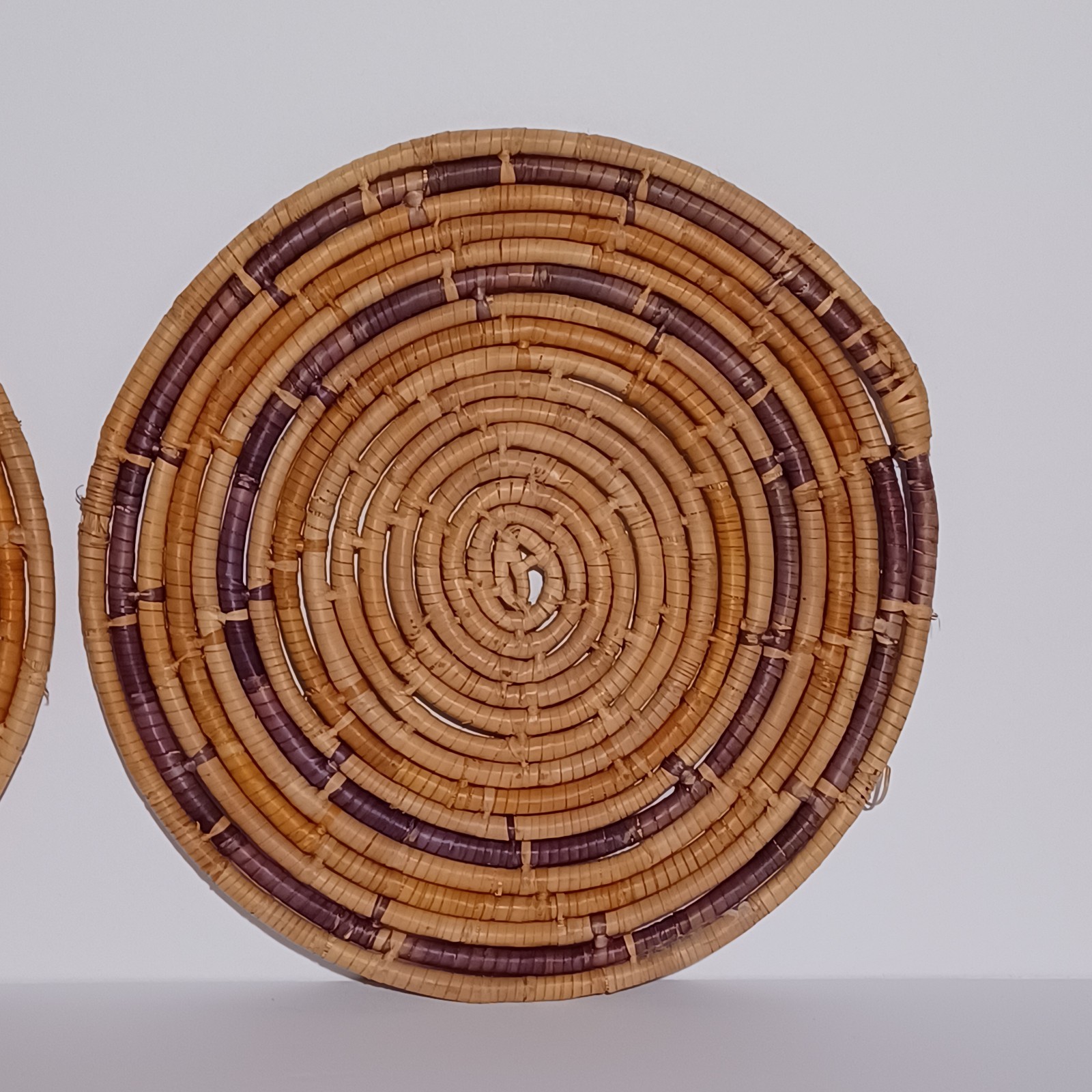 Woven Raffia Rattan Hot Plate Coaster Vintage Trivets 9.5in