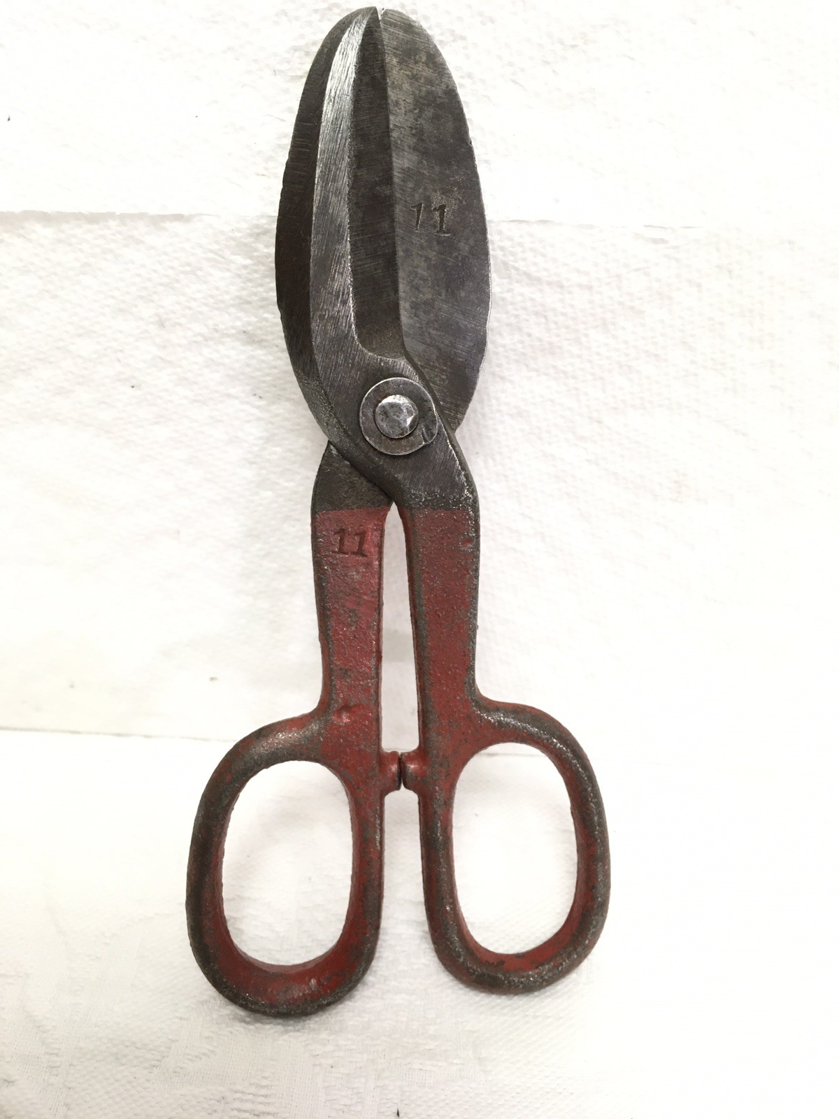 Vintage Cutting Snips Steel Tin. Red. Unbranded.