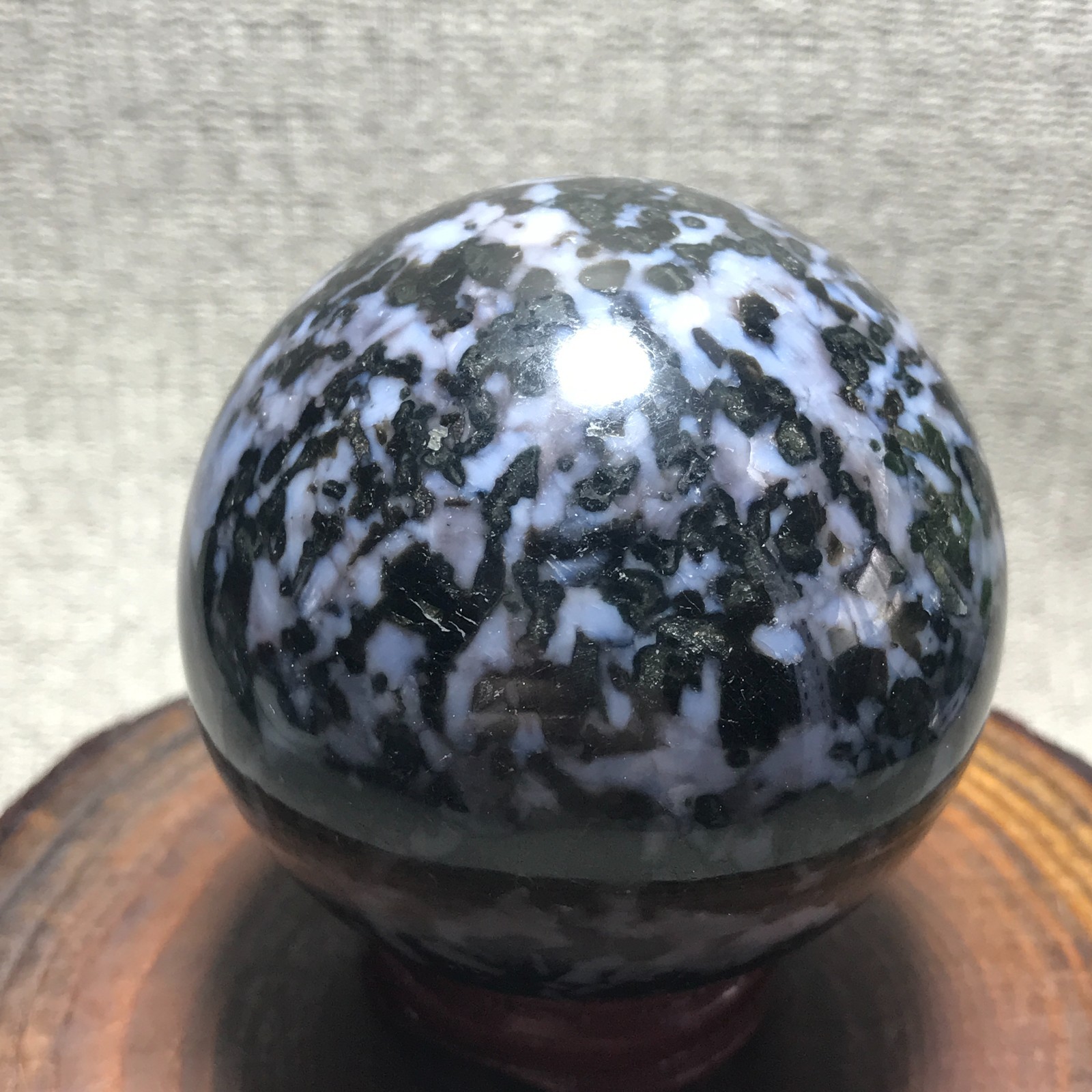 325g Natural Rare MERLINITE Mystic Ball Stone Magic Shaman Psilomelane Gabbro 02