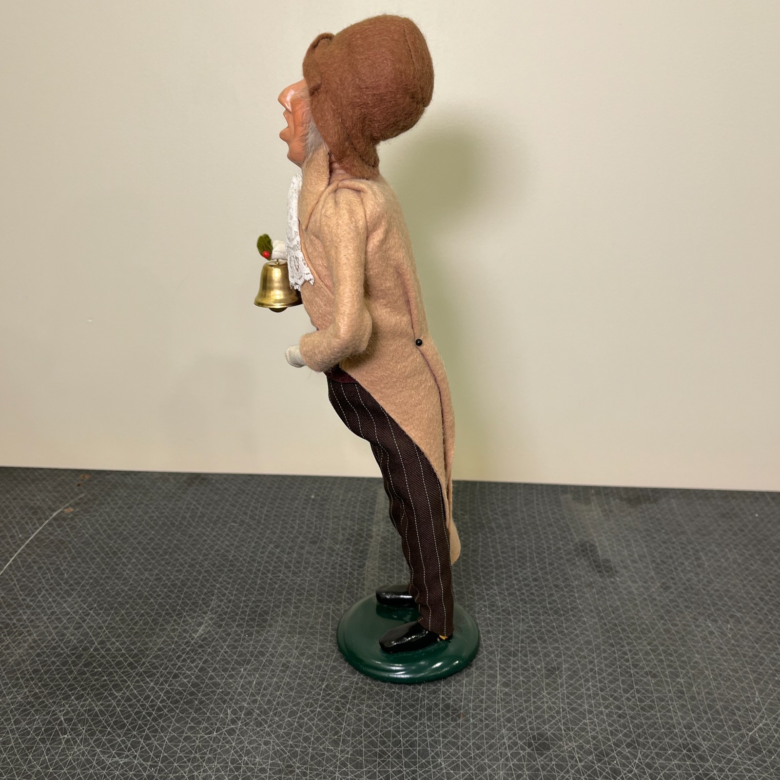 Byers Choice Caroler Elderly Man Holding Bell, Tan Coat, Lace, 1988 NEW