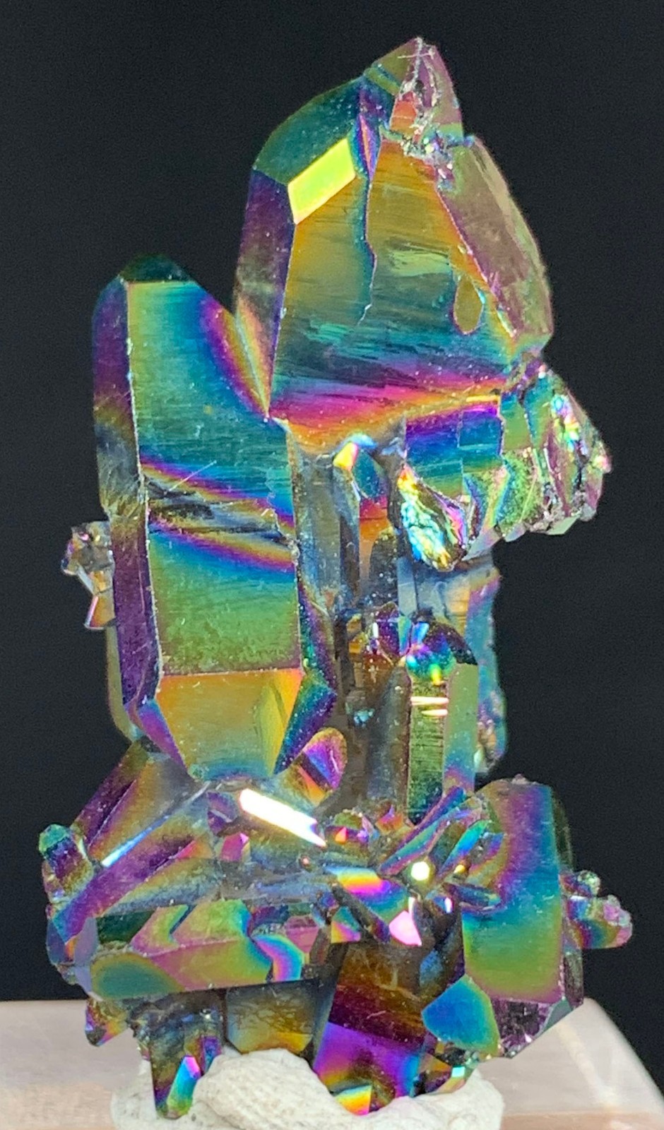 55 Carats Treated Ora Quartz Lustrous Crystals From Balochistan Pakistan