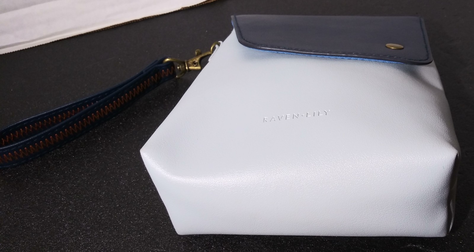 Raven+Lily American Airlines Business Class Only The Wristlet Bag