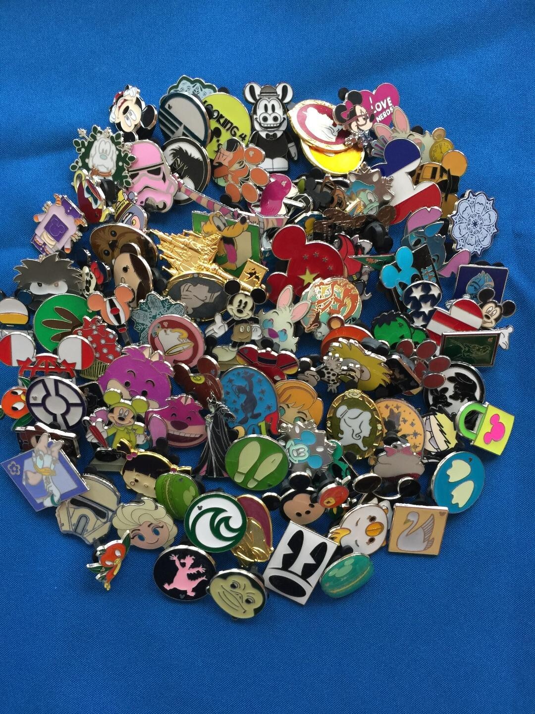 Disney Assorted Pin Trading Lot of 50-100-150-or 200 Pins No Doubles