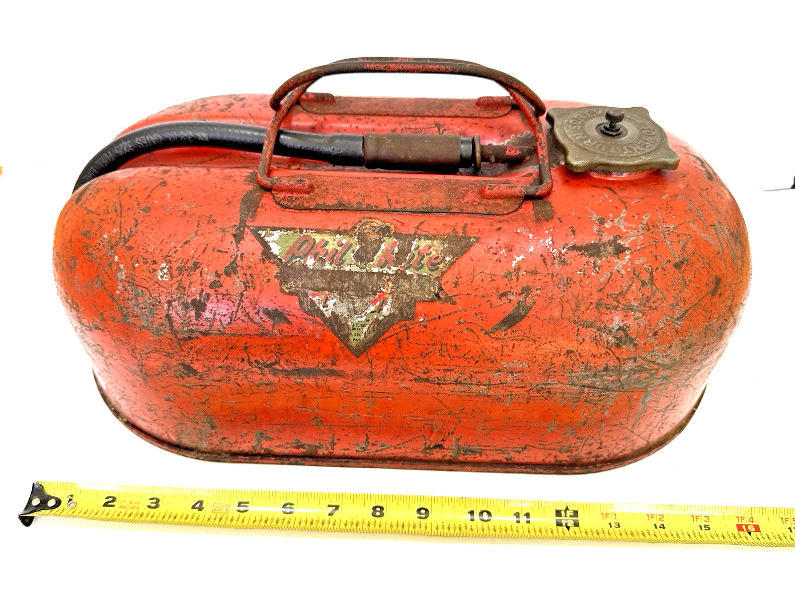 Phil Rite Rust Resisting Lead Coated Steel 2-1/2 Gal. Gas Can Sportsman No. 25