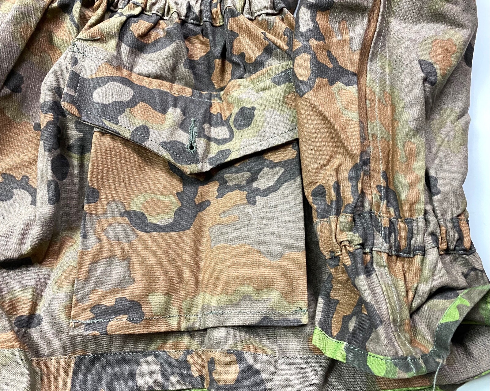WWII GERMAN WAFFEN OAK CAMO REVERSIBLE FIELD SMOCK- SIZE 3 (46-50R)