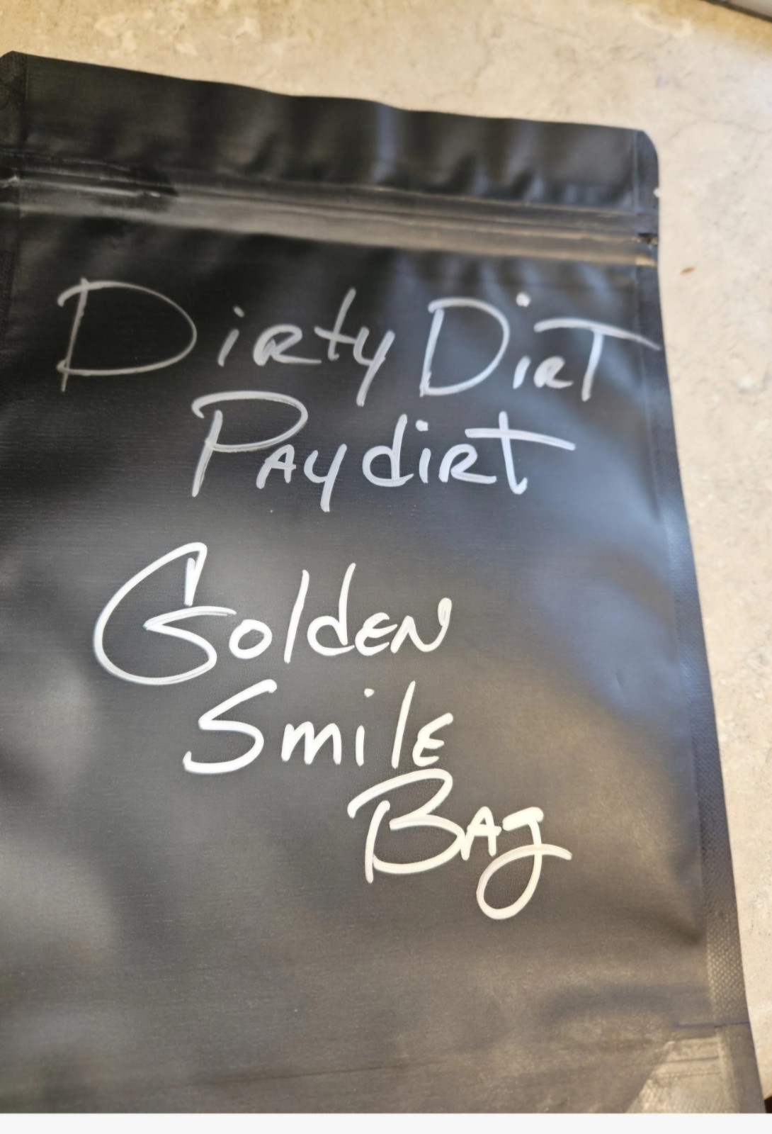 Dirty Dirt Gold Paydirt GOLDEN SMILE BAG .4+ grams added