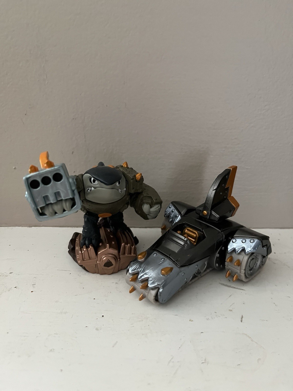 Skylanders Superchargers Sharp-shooter terrafin/ vehicle used