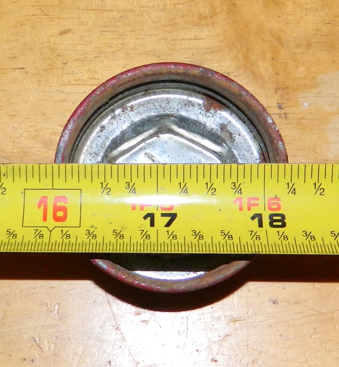 VINTAGE J&L Ware METAL GAS & Oil Can Cap NICE