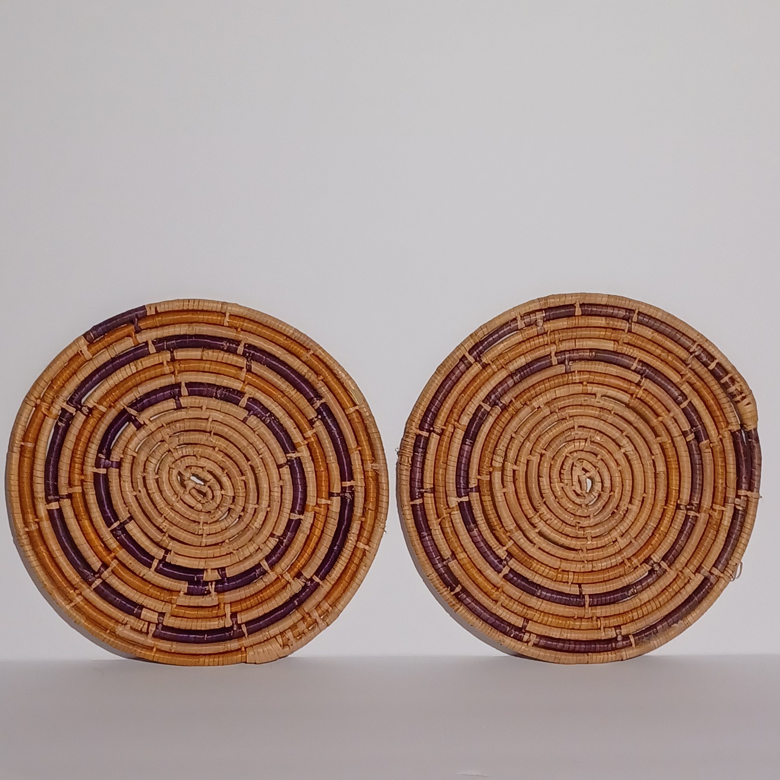 Woven Raffia Rattan Hot Plate Coaster Vintage Trivets 9.5in